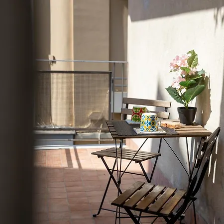 Sweethome Confortevole Bilocale Vicino Stazione Aria Condizionata Wifi